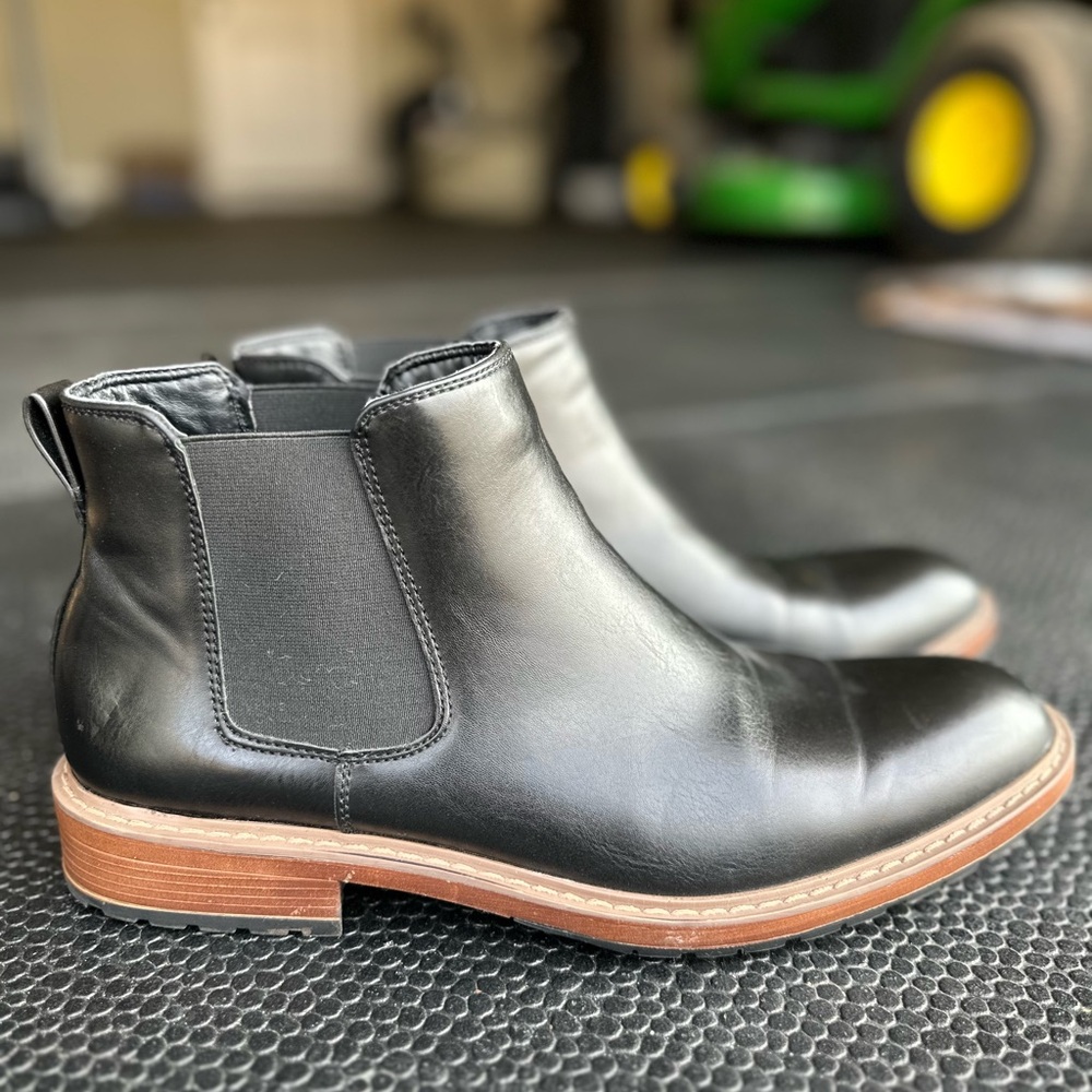 Perry Ellis men’s 11.5 black boots